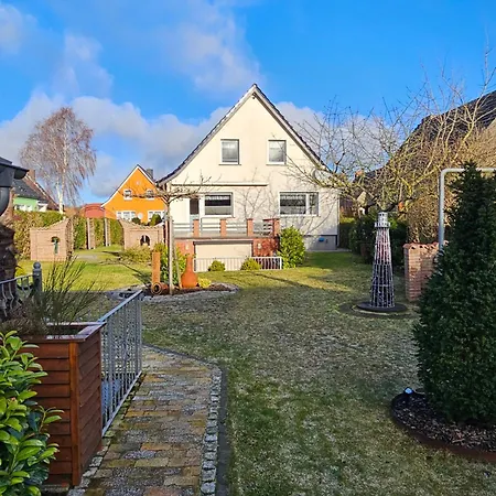 Kapitaenshaus - Wolkenstube Barth